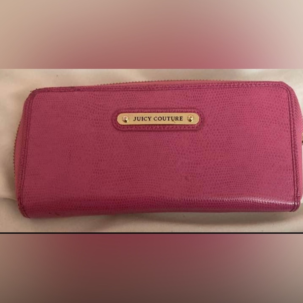 Juicy couture pink wallet